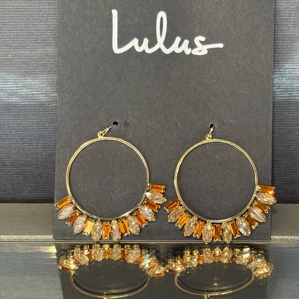 Lulu's Gold Hoop Earrings with Orange Accents